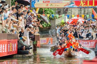 亚历山大：现在的雷霆三少无法与前辈相比 我们只是努力变得更好